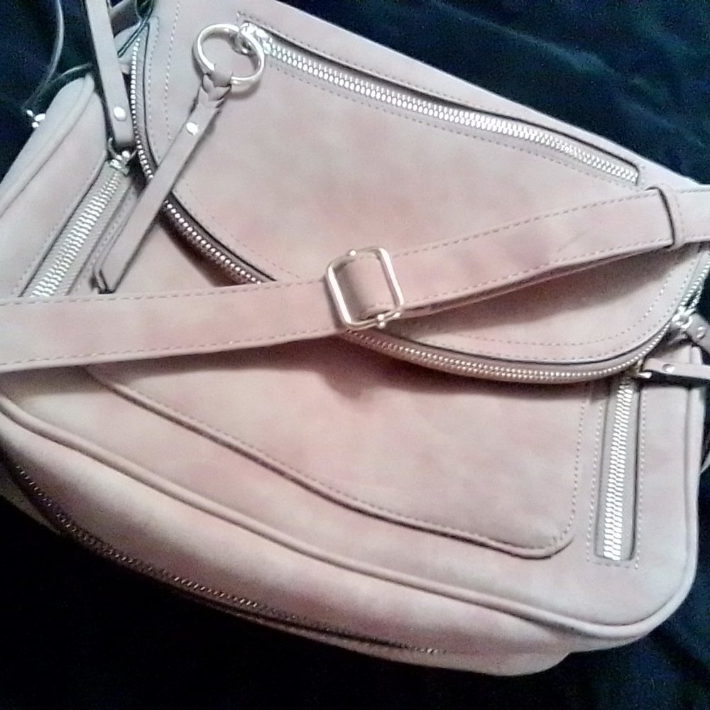 💥DESERT ROSE - Rose Faux Suede Multi Compartment Crossbody Msngr Bag 10inx12in